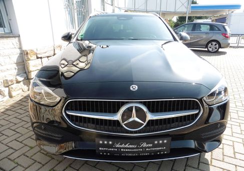Mercedes-Benz C 180, 2022
