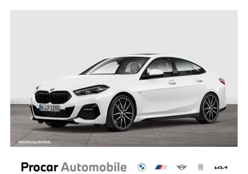 BMW 220, 2021