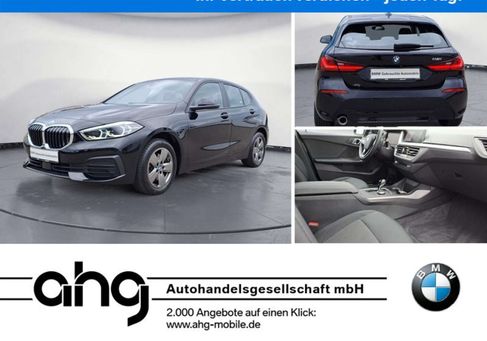 BMW 118, 2022