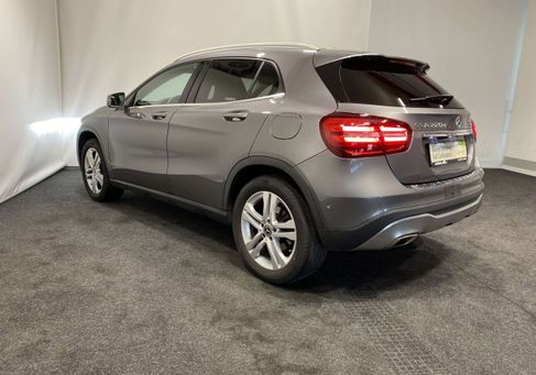 Mercedes-Benz GLA 220, 2017