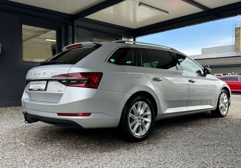 Skoda Superb, 2023