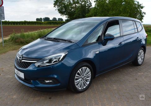 Opel Zafira Tourer, 2017