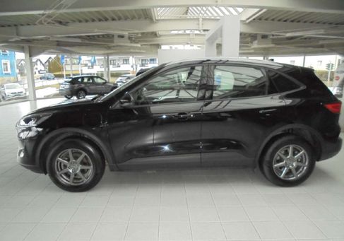 Ford Kuga, 2022