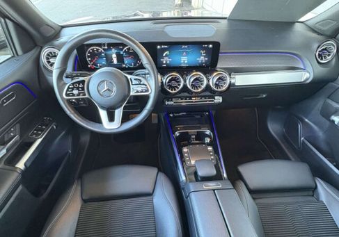 Mercedes-Benz GLB 200, 2021