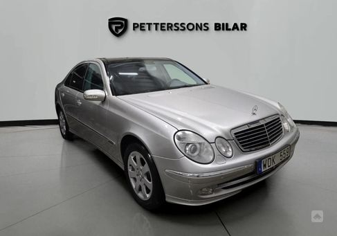 Mercedes-Benz E 320, 2005