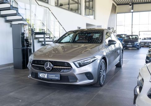 Mercedes-Benz A 220, 2020 3
