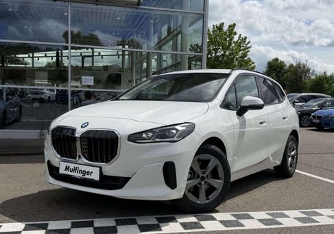 BMW 220, 2025