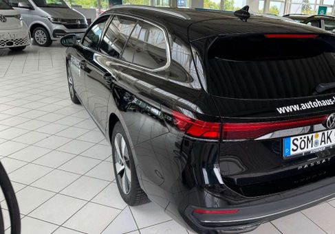 Volkswagen Passat Variant, 2024 2