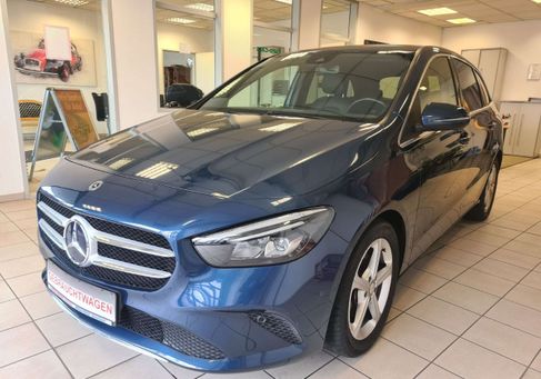 Mercedes-Benz B 200, 2021