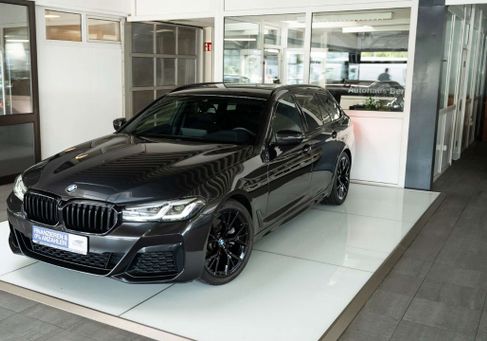 BMW 520, 2021