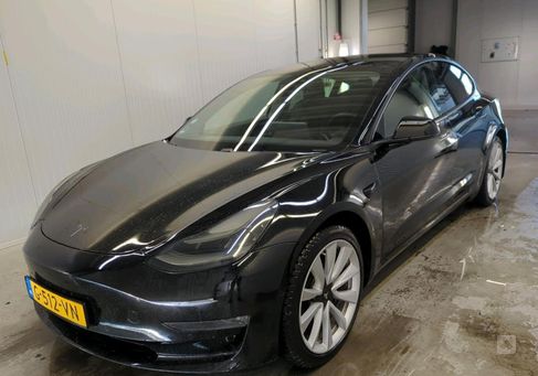 Tesla Model 3, 2019