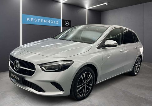 Mercedes-Benz B 250, 2023 2