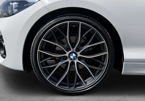 BMW 118, 2019