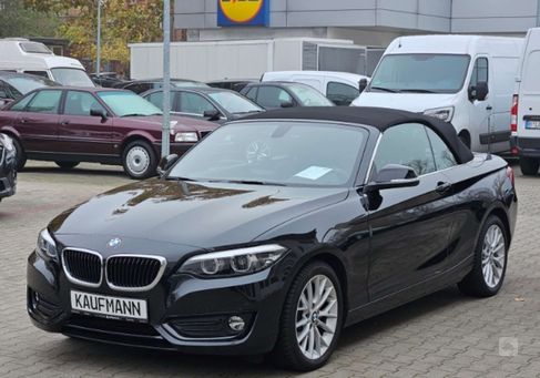 BMW 220, 2020