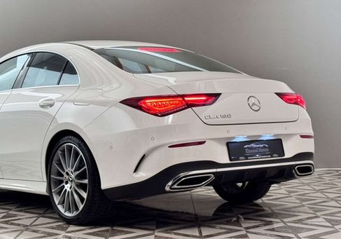 Mercedes-Benz CLA 180, 2021
