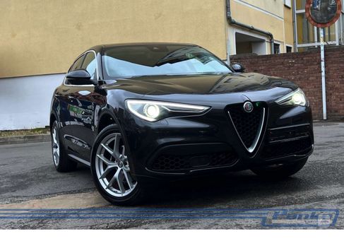 Alfa Romeo Stelvio, 2017