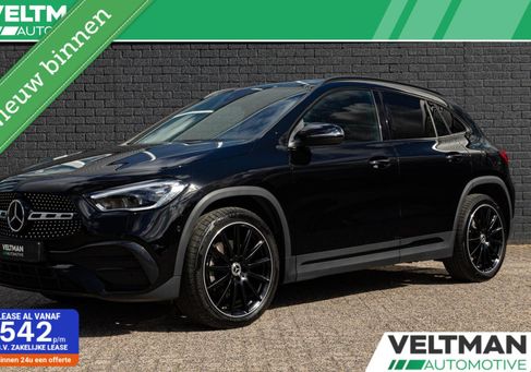 Mercedes-Benz GLA 250, 2022