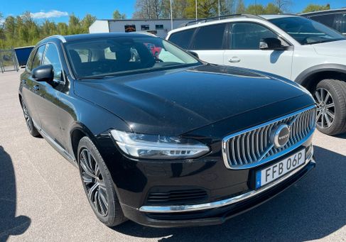 Volvo V90, 2022