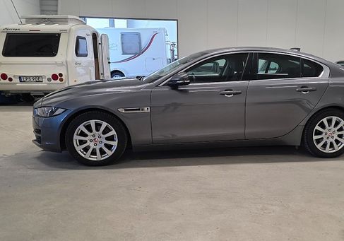 Jaguar XE, 2019