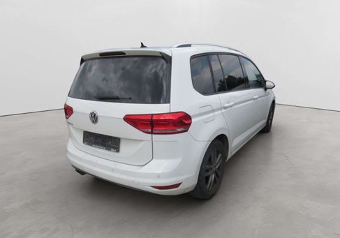 Volkswagen Touran, 2018 3