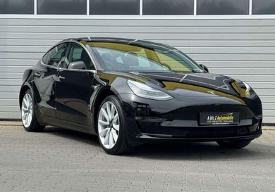 Tesla Model 3, 2019