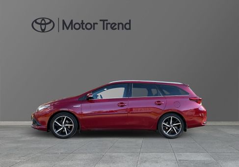 Toyota Auris Touring Sports, 2017