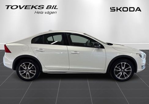 Volvo S60 Cross Country, 2017