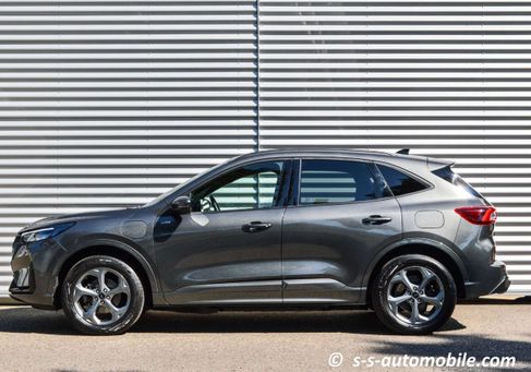 Ford Kuga, 2025