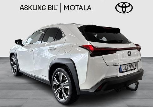Lexus UX, 2019