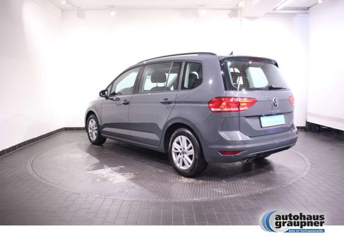 Volkswagen Touran, 2023 2