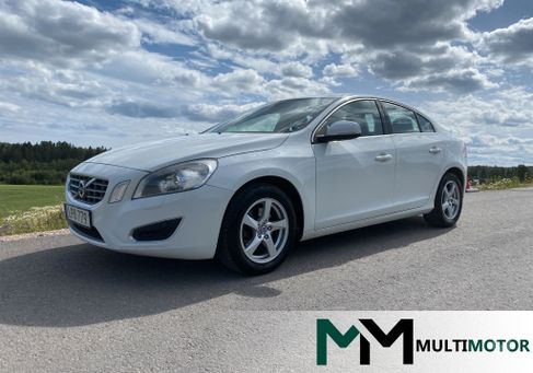 Volvo S60, 2011