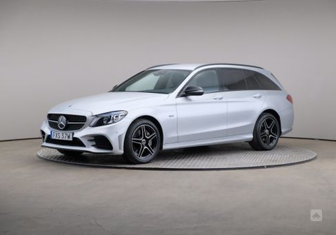 Mercedes-Benz C 300, 2021