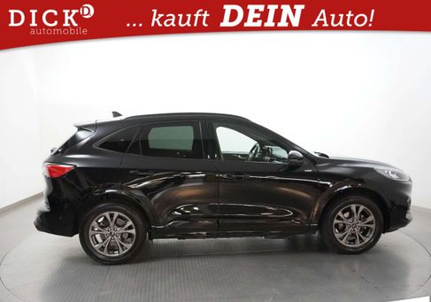 Ford Kuga, 2022