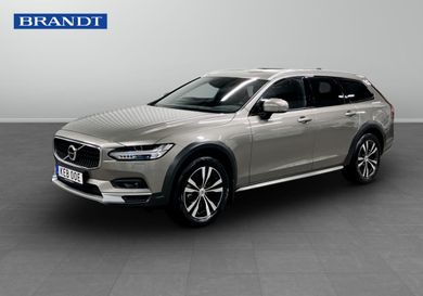 Volvo V90 Cross Country, 2021