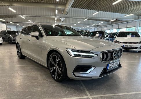 Volvo V60, 2022