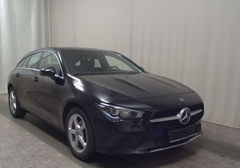 Mercedes-Benz CLA 200, 2021