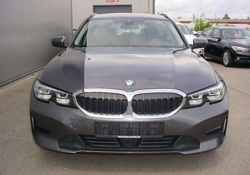 BMW 320, 2021