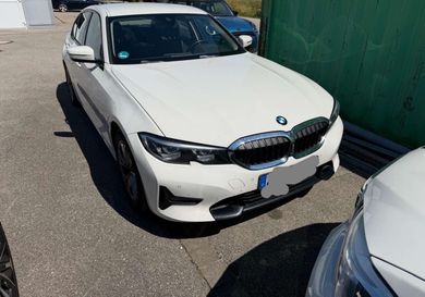 BMW 318, 2020