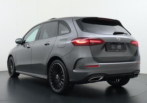 Mercedes-Benz B 250, 2025