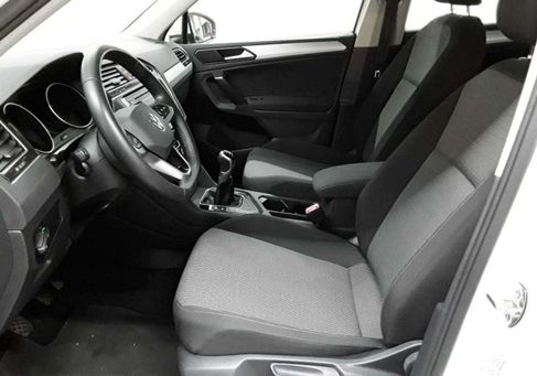 Volkswagen Tiguan, 2023