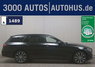 Mercedes-Benz E 300, 2022
