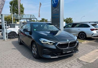 BMW 216, 2023