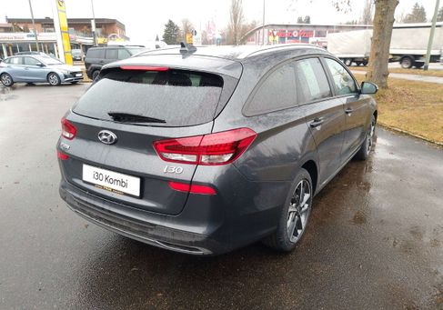 Hyundai i30, 2023 3