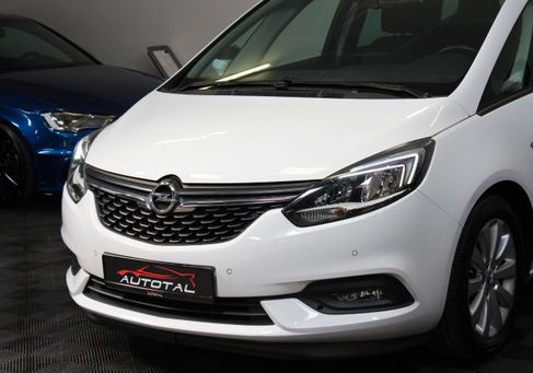 Opel Zafira, 2017