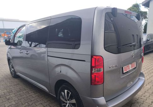 Toyota Proace, 2022