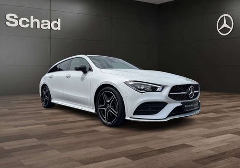 Mercedes-Benz CLA 200, 2022