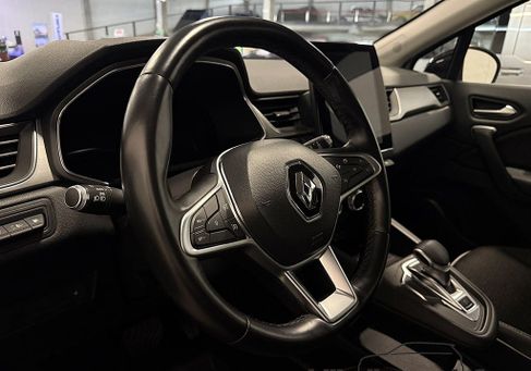 Renault Captur, 2021 3
