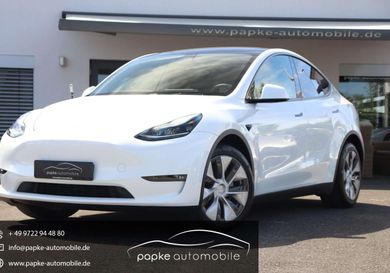 Tesla Model Y, 2023