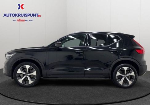 Volvo XC40, 2025 2