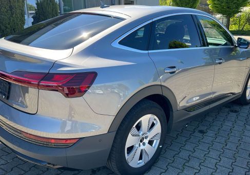 Audi e-tron, 2021